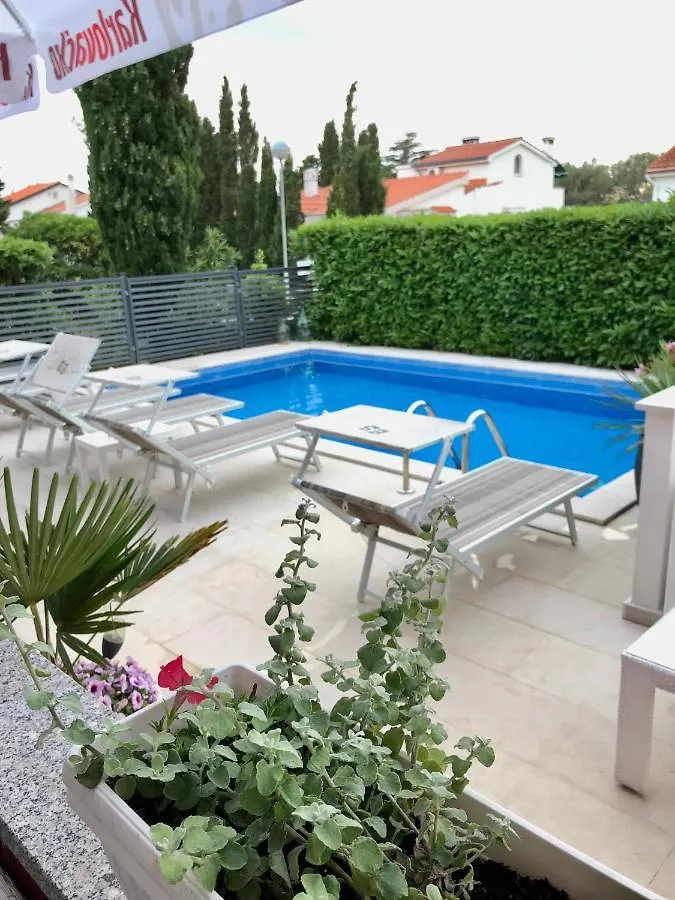 Apartments Mare Punat